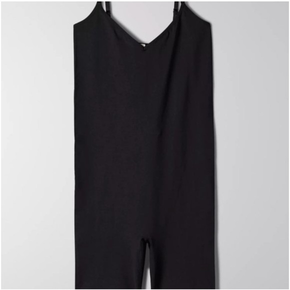 Aritzia Babaton Arial Seamless Romper - Picture 5 of 5